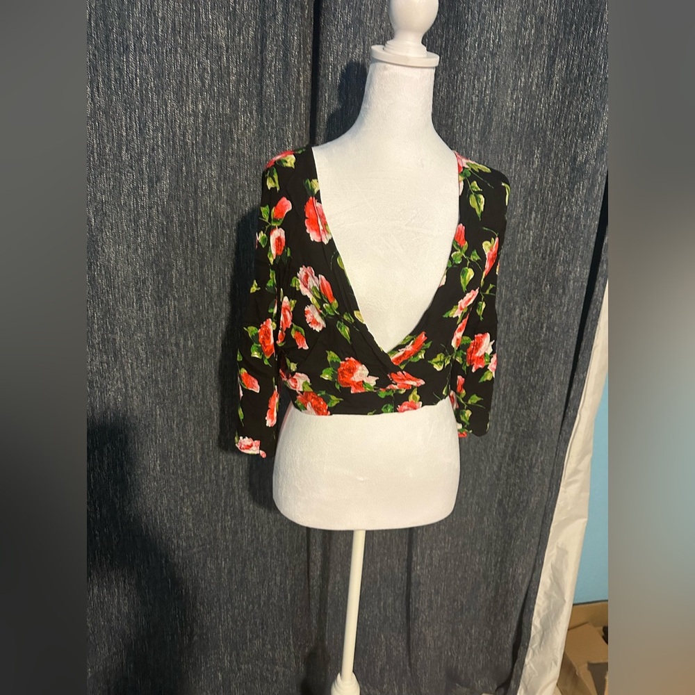 Flower blouse - Picture 2 of 4
